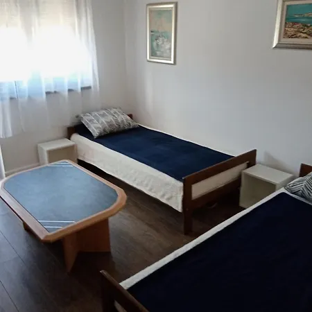 Kuca Macut * Vodice